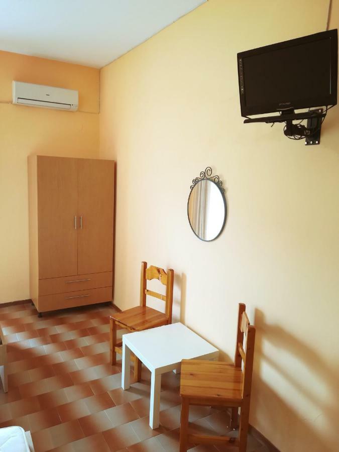 Eleftheria'S Apartments Erateini Exterior foto